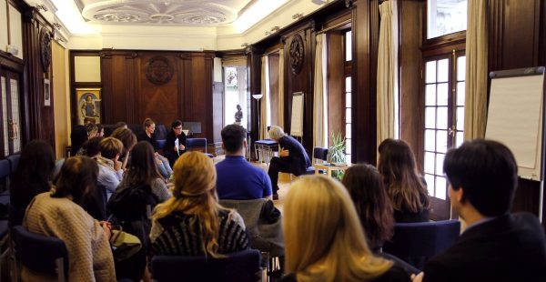 Contenuti guidati dagli studenti in azione: la sessione di registrazione del podcast 