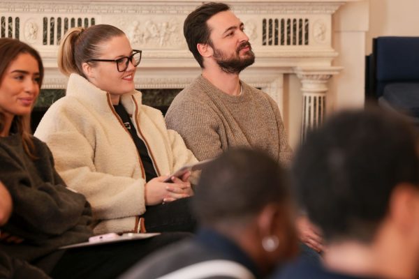 Studenti laureati provenienti da Parigi presso l'ESE di Londra