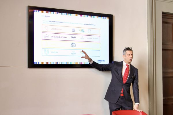 Leonardo Bagnoli presenting Sammontana's brand portfolio during a guest lecture at ESE Florence